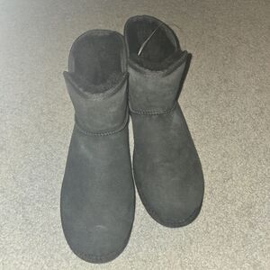 Kirkland Signature sheep liner boots
